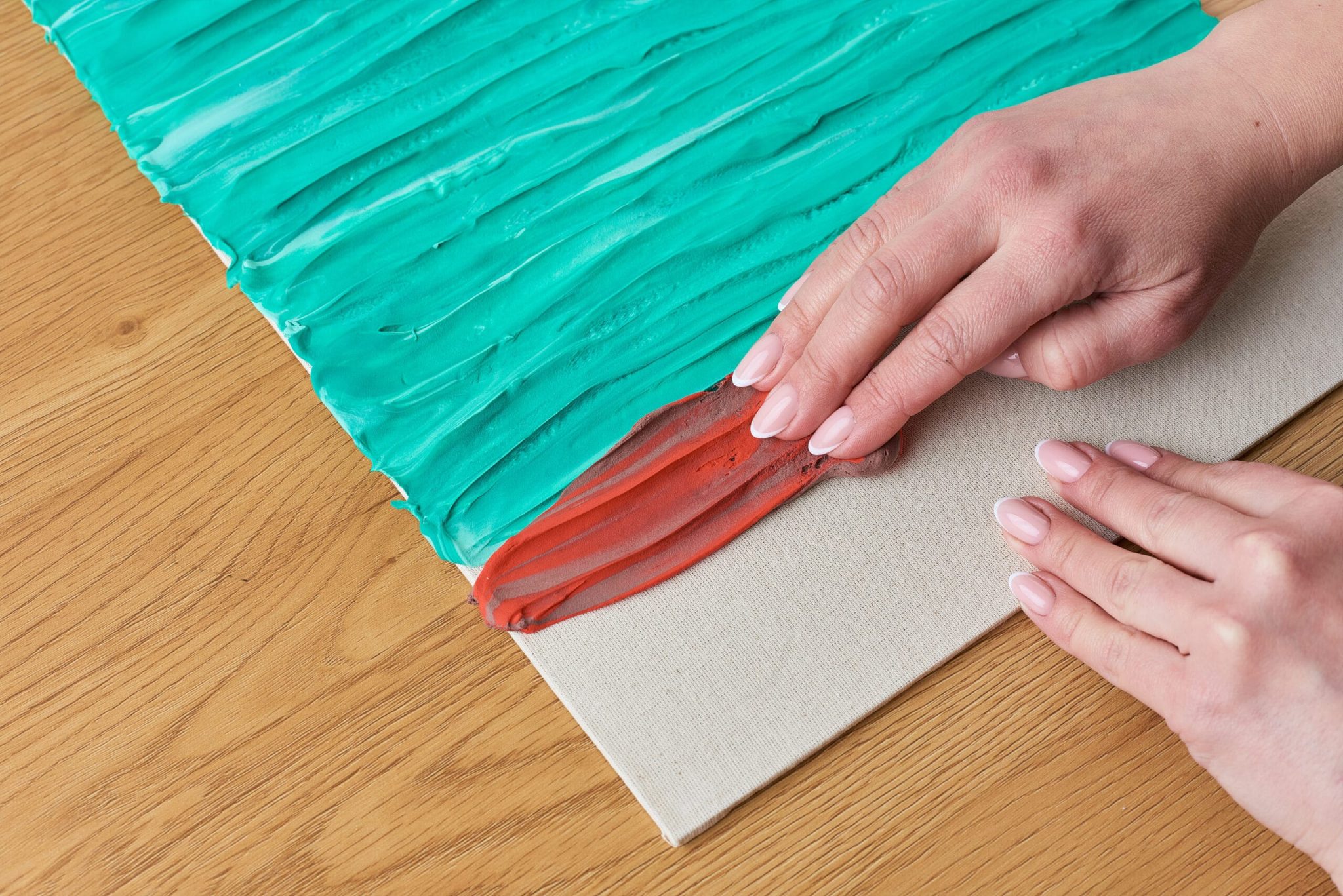 Choose a color and start spreading it with your fingers.