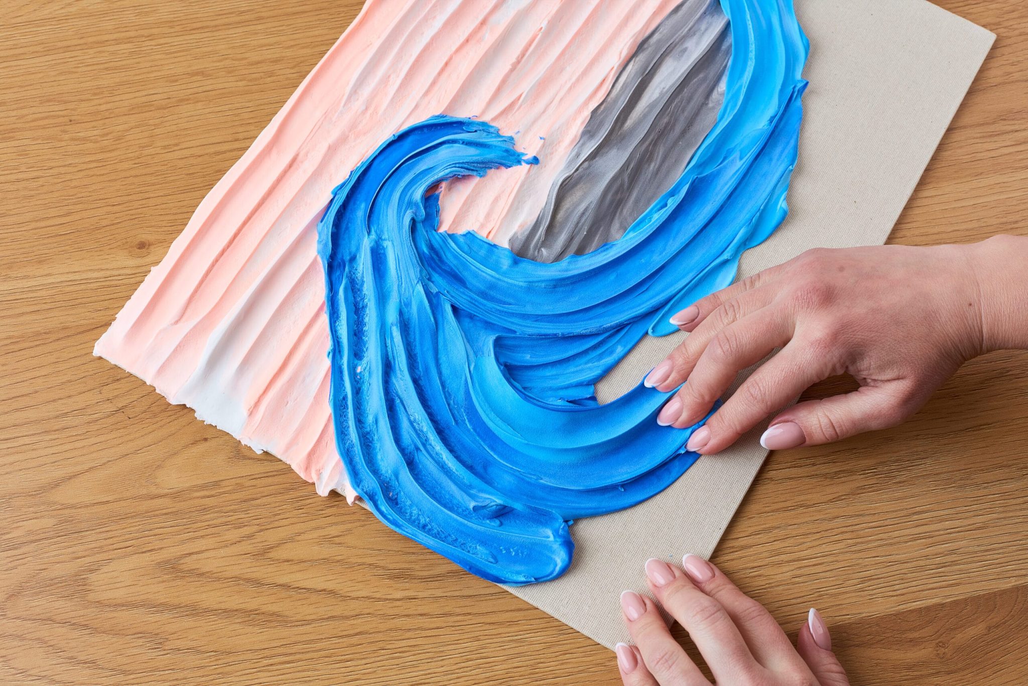 Fill the entire picture with clay and add the final touches.