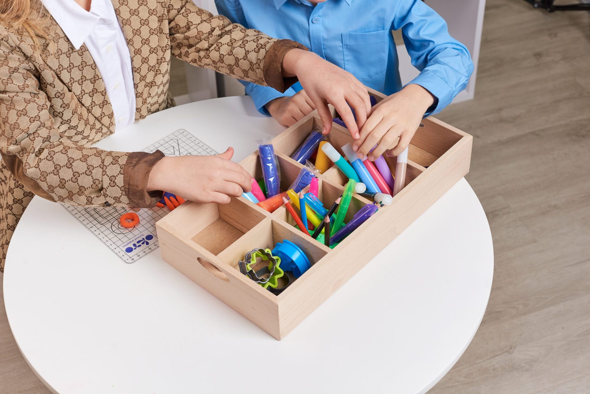 Ensure order during lessons and extracurricular activities.